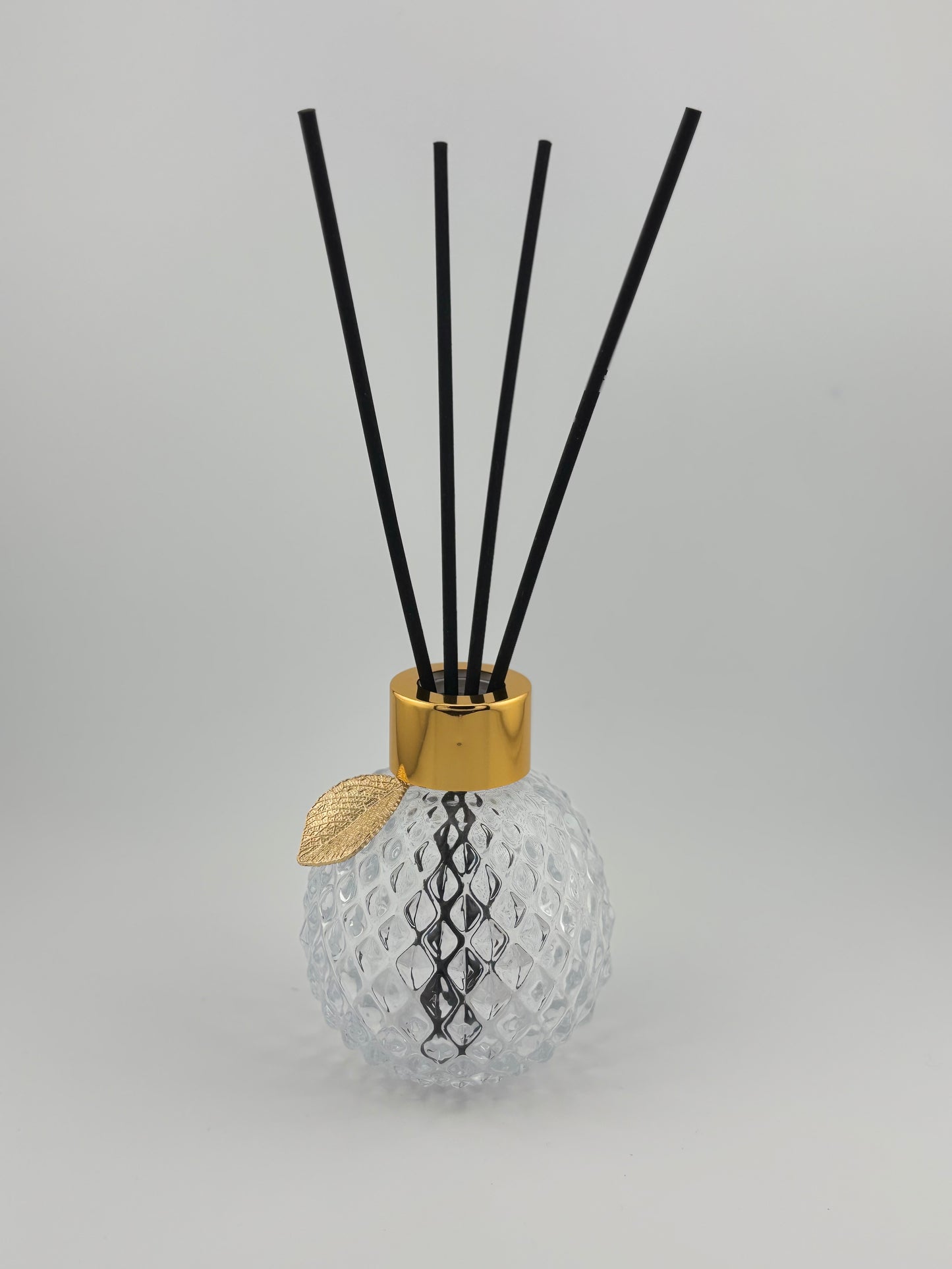 Clear Diamond Embossed Reed Diffuser With 2oz Bottle Of Scent