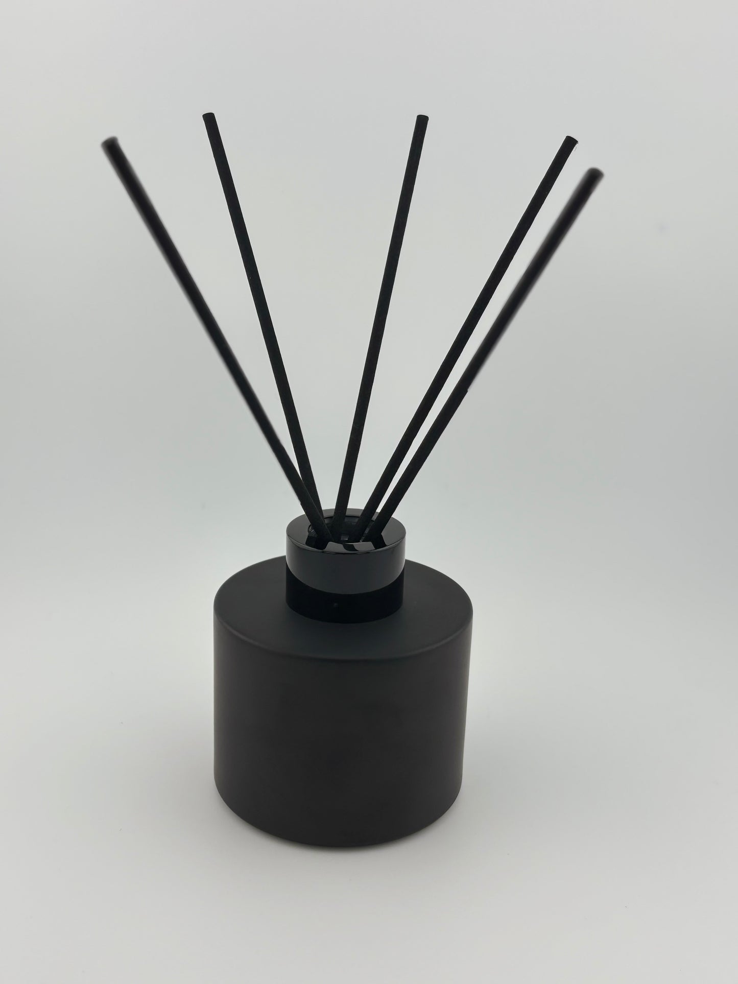 Matte Black Reed Diffuser With 2oz Bottle Of Scent