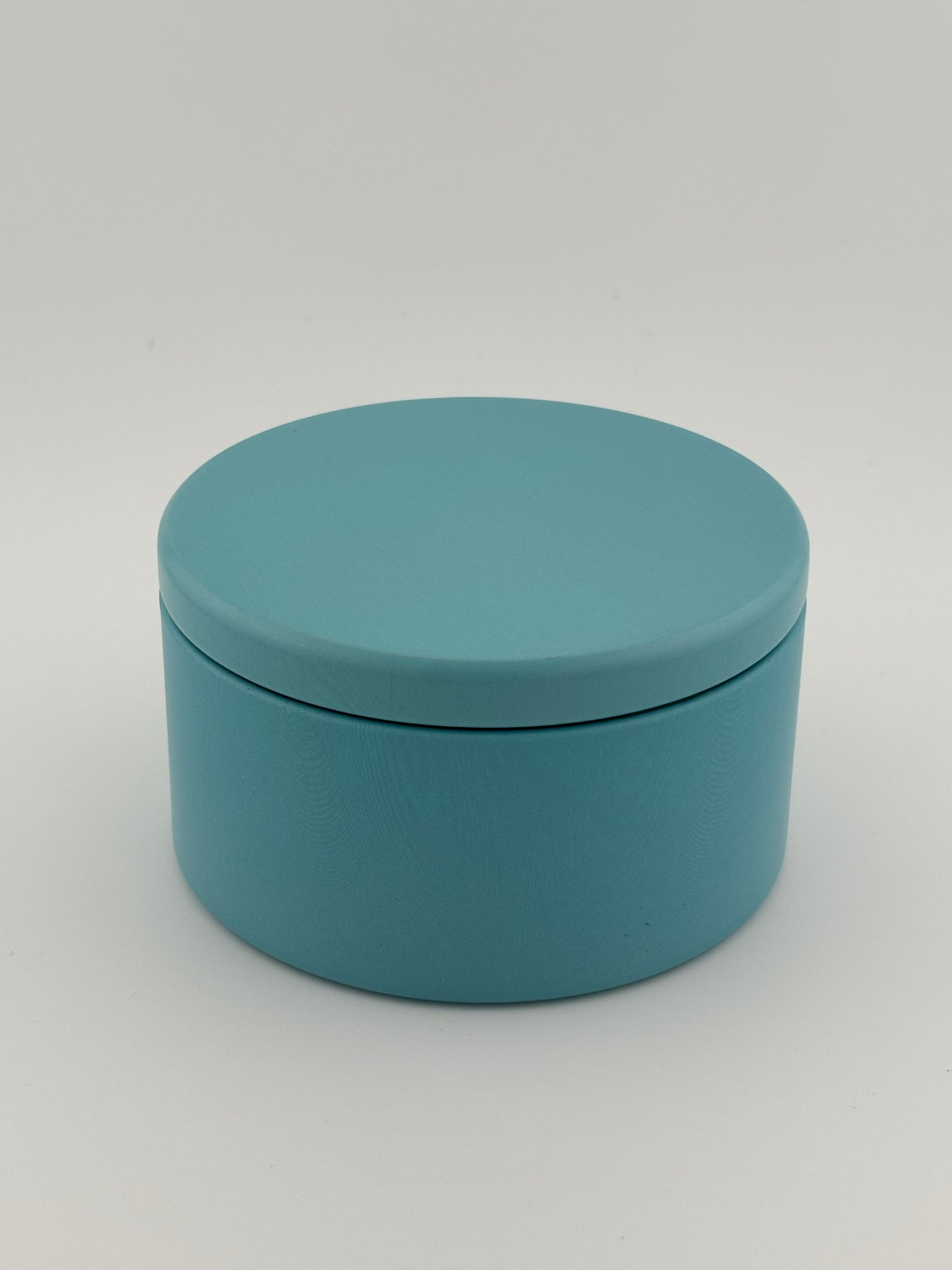 8oz Teal Tin With Metal Lid